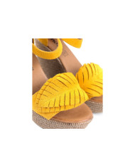 Ginova Women's Sandals with Pormenor Leaf