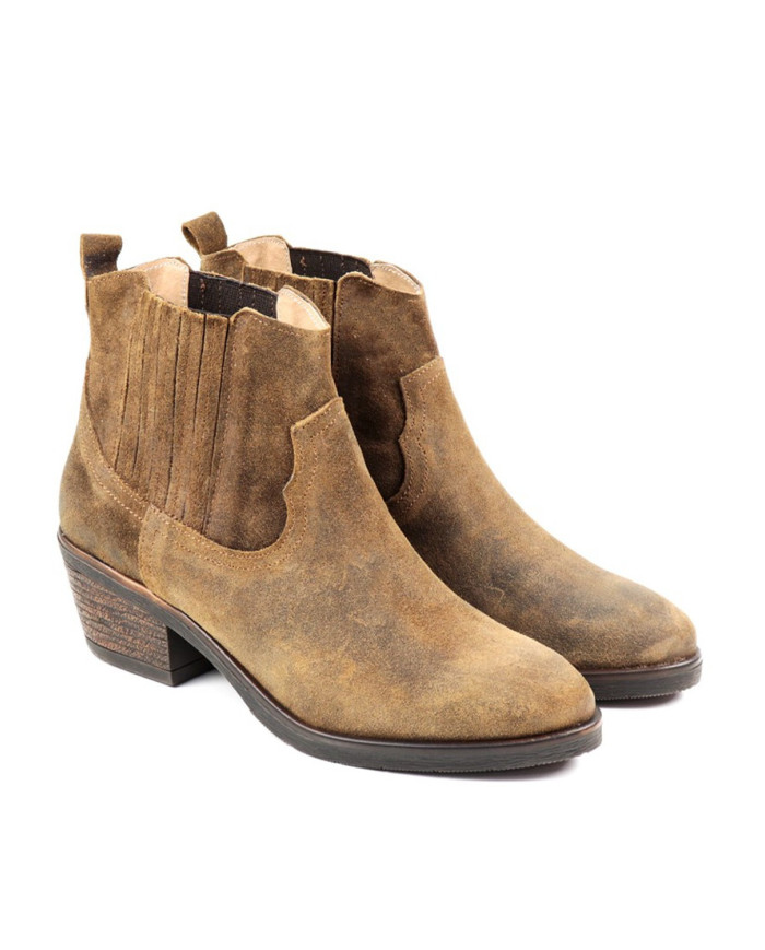 Camel Boot of Lady of Elastic Practice Ginova