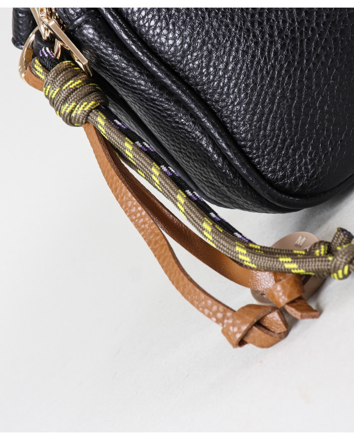 Women's Bag with Decorative Applique in the Clasp