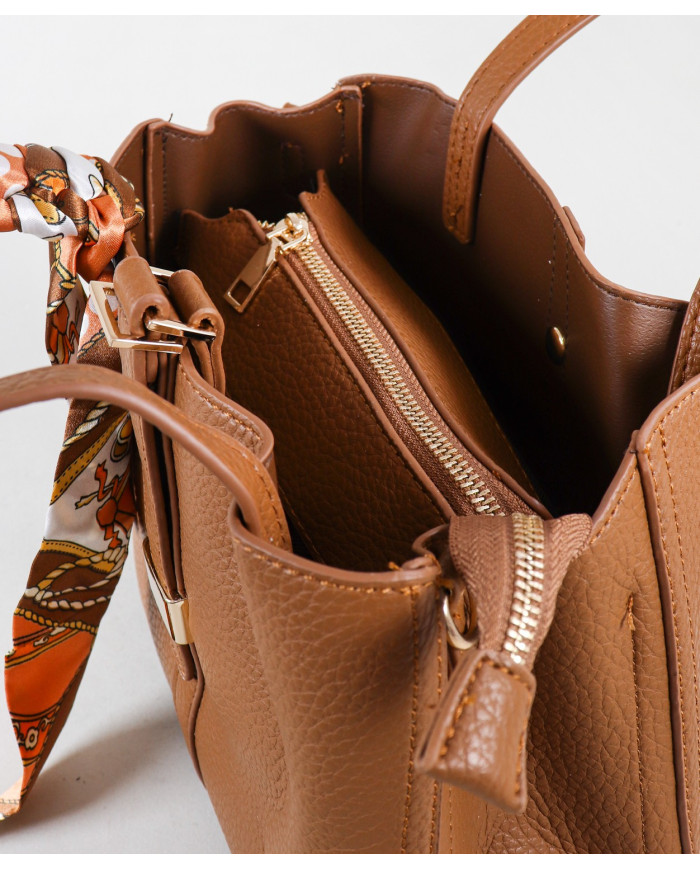 Bolsa de mujeres con bufanda decorativo