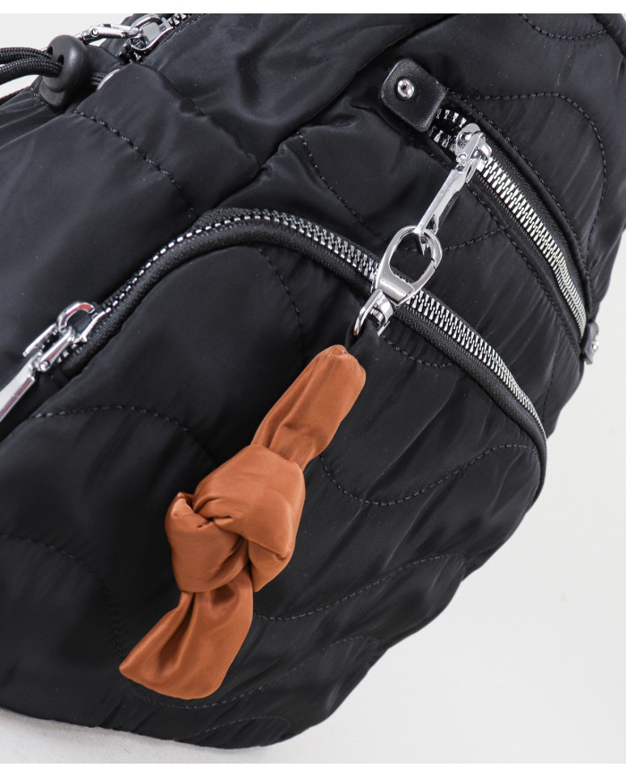 Mochila de Mulher com Bolsos na Frente