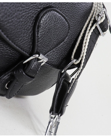 Women's Bag with Oval Finish