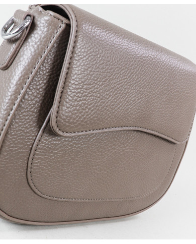 Women's Bag with Oval Finish