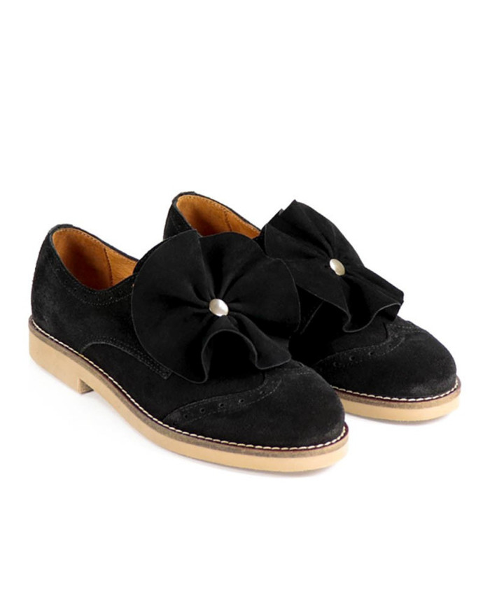 Black Shoes of Lady Ginova Type Oxford