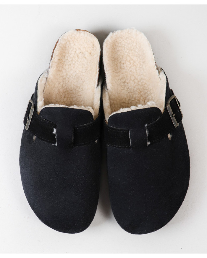 Women's Slippers from Pelo Ginova