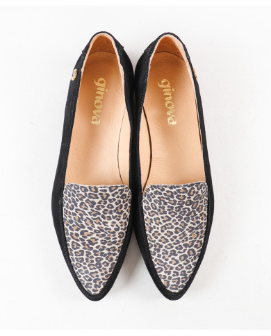 Women's Shoes with Decorated Front