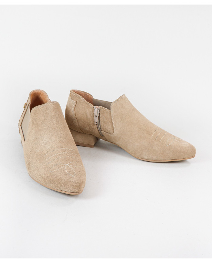 Women's Boots with Elastic in the Laterals