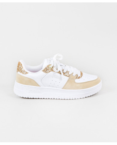 Sports Woman's Jome with Brightness