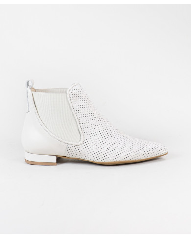 Botas de mujer con tela perforada