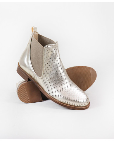 Botas de Mulher com Elástico nas Laterais