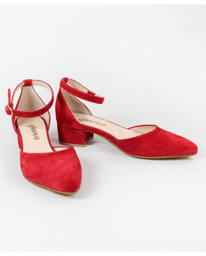 Ginova Women's Shoes with Grip Strip