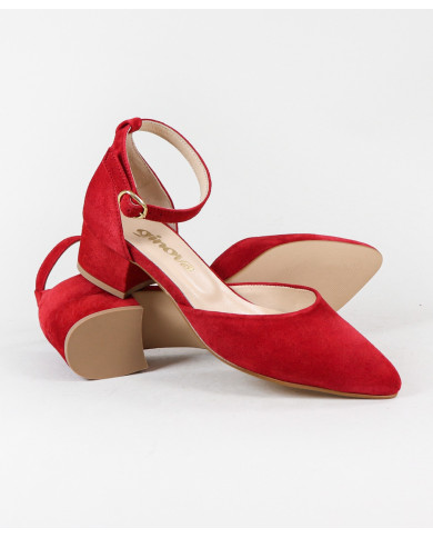 Ginova Women's Shoes with Grip Strip