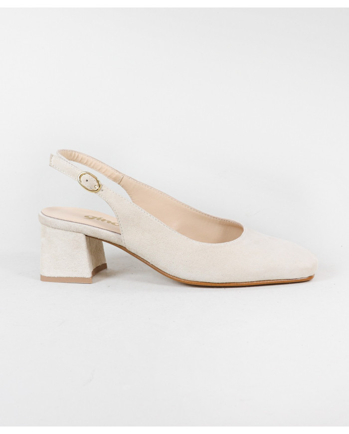 Ginova Women's Shoes with Grip Strip