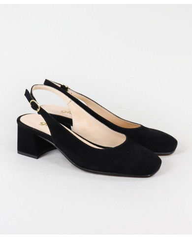 Ginova Women's Shoes with Grip Strip