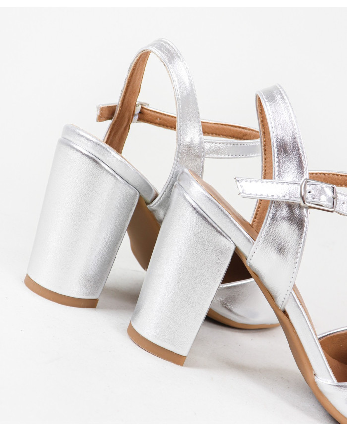 Zapatos de mujer Ginova con acabado brillante