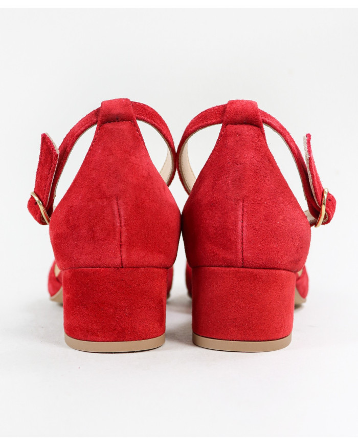 Ginova Women's Shoes with Grip Strip