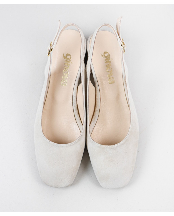 Ginova Women's Shoes with Grip Strip