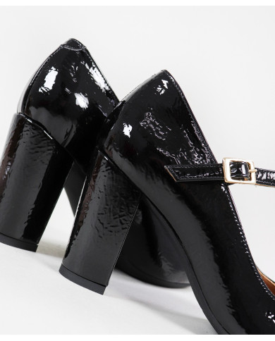 Zapatos de mujer Ginova con acabado Verniz