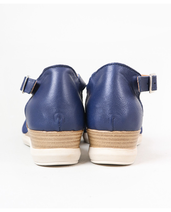 Women's Sandals Closed and Commodity