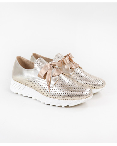 Deportes femeninos con acabado metálico