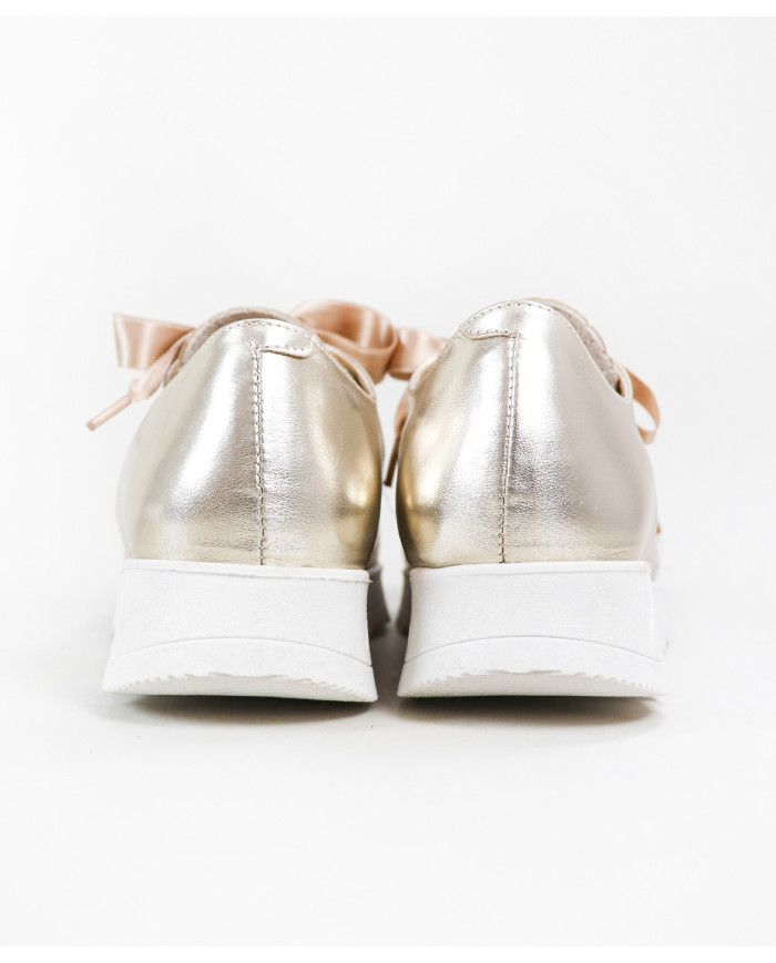 Women's Sports with Metal Finish