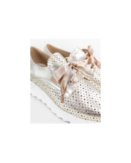 Desportivos de Mulher com Acabamento Metalizado