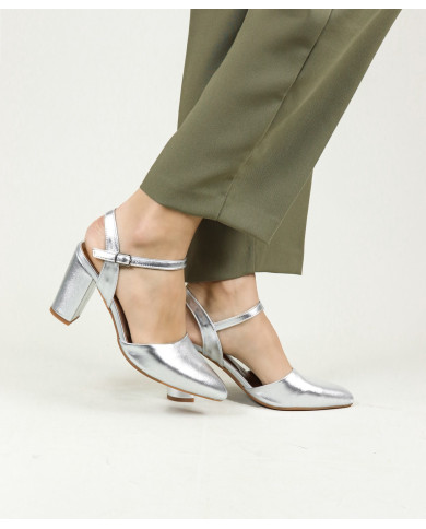 Sapatos de Mulher Ginova com Acabamento Brilhante