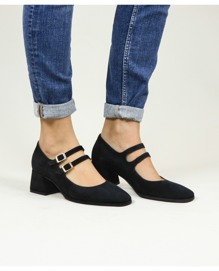 Ginova Women Shoes with Double Strip