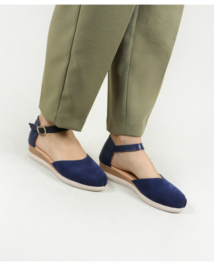 Women's Sandals Closed and Commodity