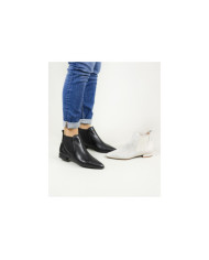 Botas de Mulher com Tecido Perfurado