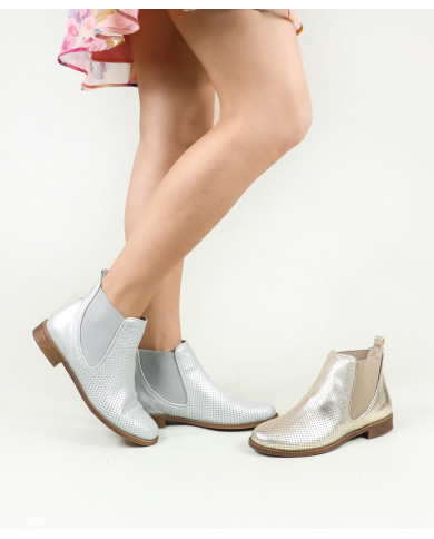 Botas de Mulher com Elástico nas Laterais