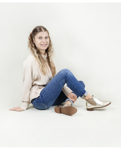 Botas de mujeres con elástico en los laterales