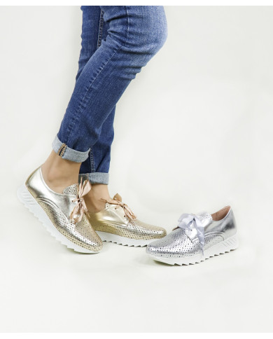 Women's Sports with Metal Finish