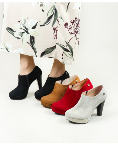 High Heel Buttons Ginova Elegant