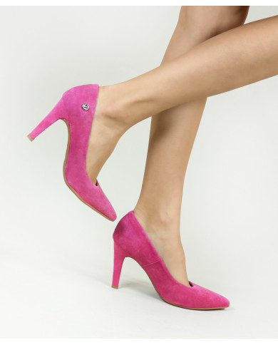 Stilettos by Senhora Ginova in Camurça