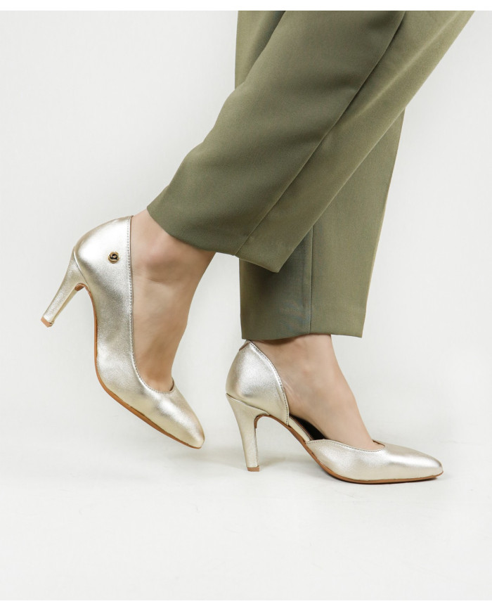 Ginova Ladies Stilettos con Corte Asimétrico