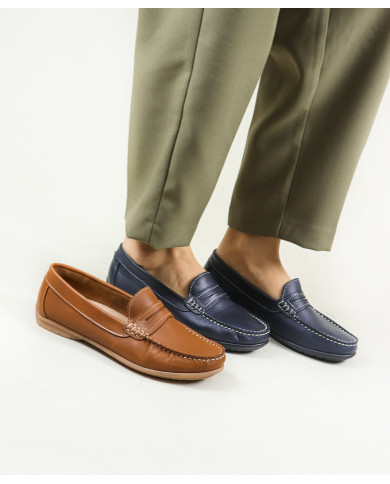 Mocassins De Mulher com Aplique Decorativo