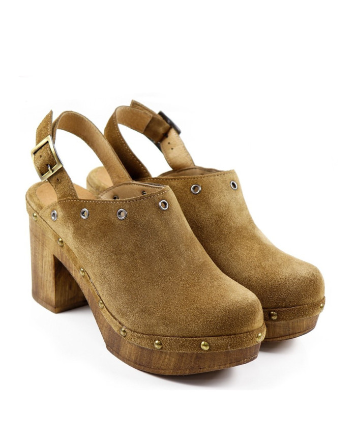 Women's Camel Ginova Compensated