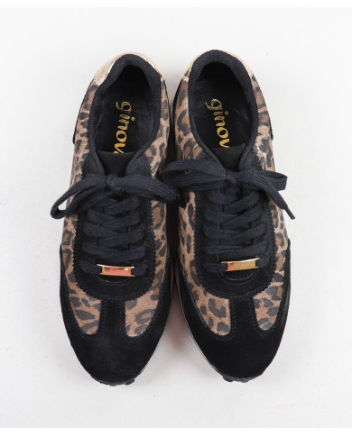 Women's Sports with Leopard Pattern
