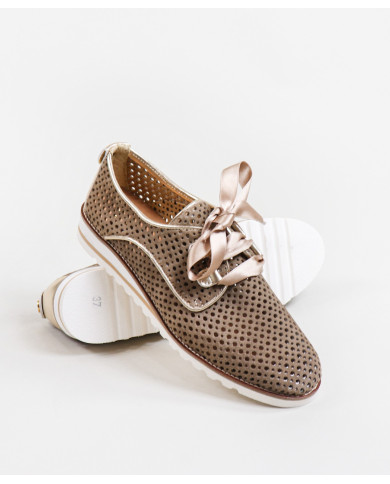 Sapatos de Mulher Ginova Perfurados