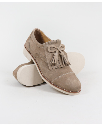 Sapatos de Mulher Ginova com Franja Decorada