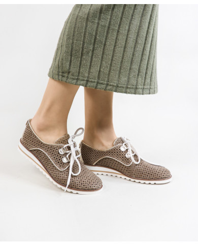 Zapatos femeninos Ginova Perforated