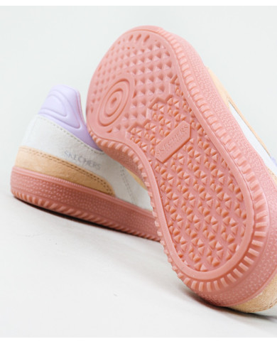 Skechers por la victoria de las mujeres