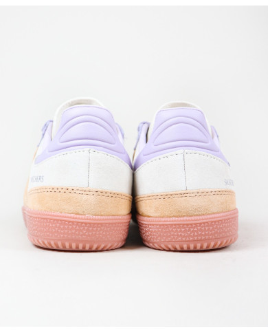 Skechers por la victoria de las mujeres