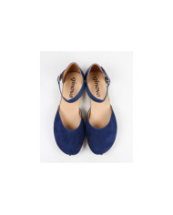 Sandalias de mujeres cerradas y mercantiles