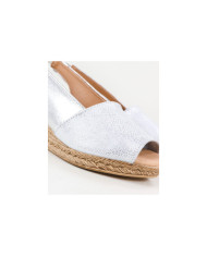 Women's Sandals in Cunha with Skin Decorated