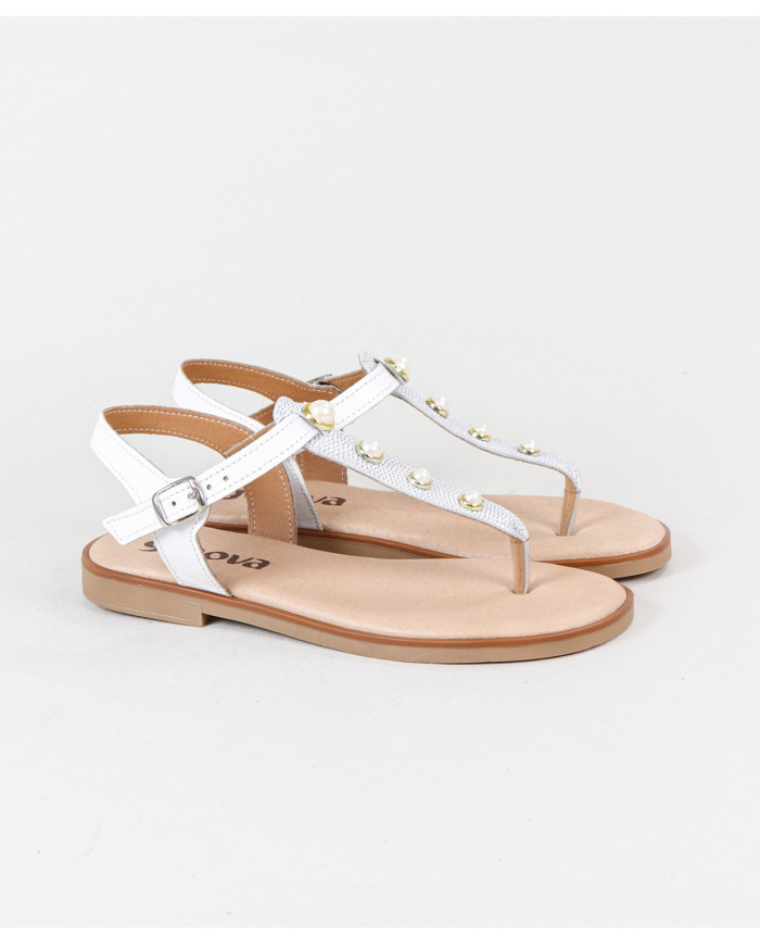 Sandalias de mujeres con perlas en la Franja