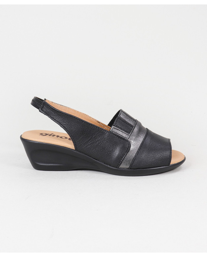 Women's Sandals in Cunha