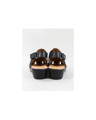 Sandals by Senhora Ginova in Cunha