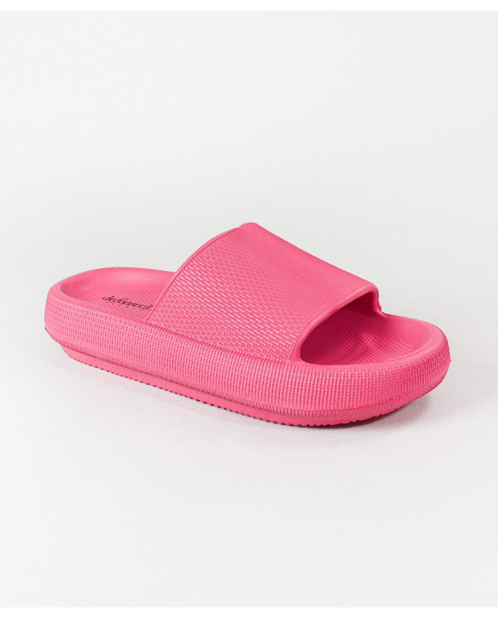 Fuxia DeFonseca Women's Slippers